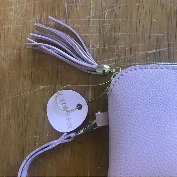 “Maddy” personalized pink wristlet with tassel and zipper - Picture 2 of 7